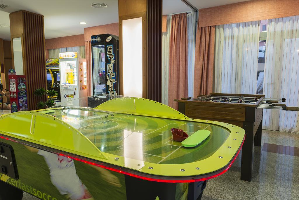 Apartamentos Fenix Beach Рокетас де Мар Екстериор снимка
