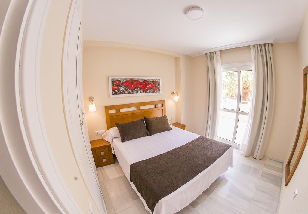 Apartamentos Fenix Beach Рокетас де Мар Екстериор снимка